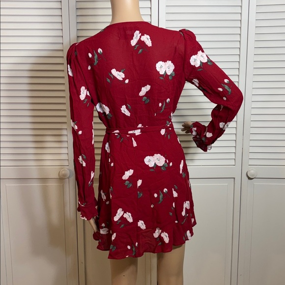 Reformation Whitby Floral Mini Wrap Dress in Opal Print Medium - Picture 9 of 14